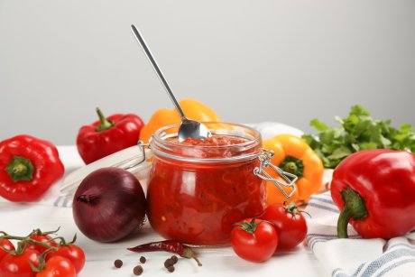 Как приготовить лечо из сладкого перца и помидоров